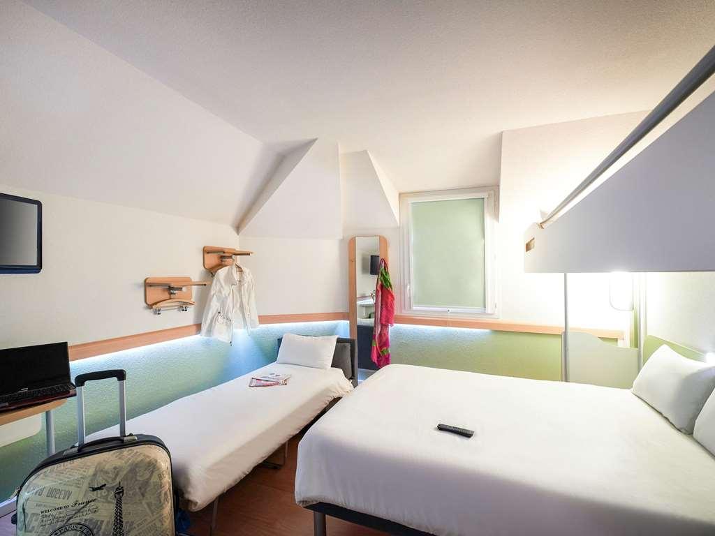 Ibis Budget Cholet Centre Quarto foto