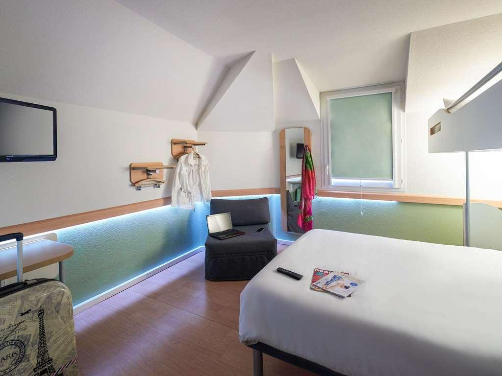 Ibis Budget Cholet Centre Quarto foto
