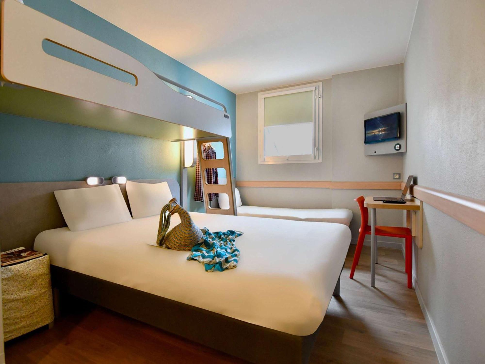 Ibis Budget Cholet Centre Exterior foto