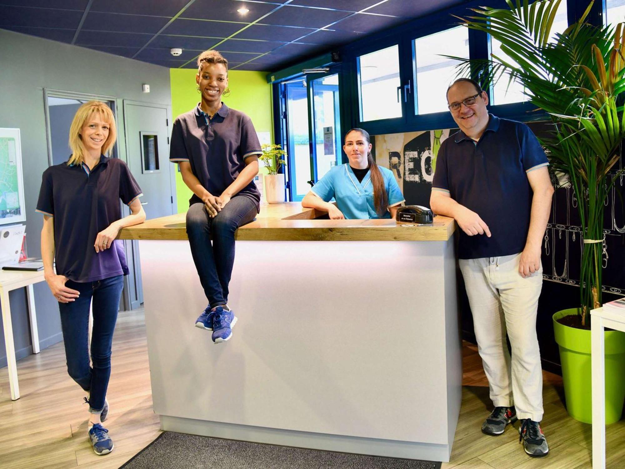 Ibis Budget Cholet Centre Exterior foto