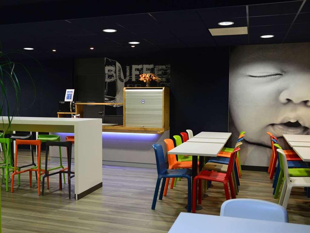 Ibis Budget Cholet Centre Exterior foto