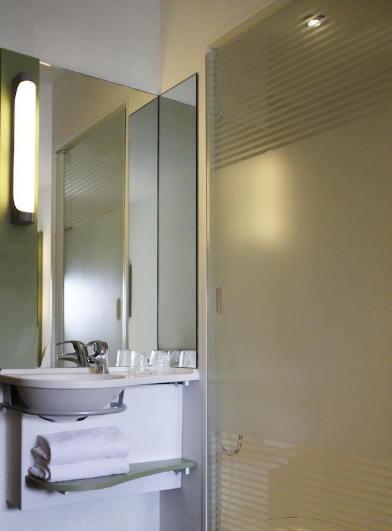 Ibis Budget Cholet Centre Quarto foto